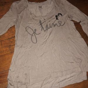 Light gray soft high to low tee